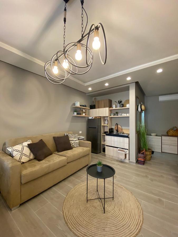 Qerret Boutique Studio Apartment Golem  Kültér fotó