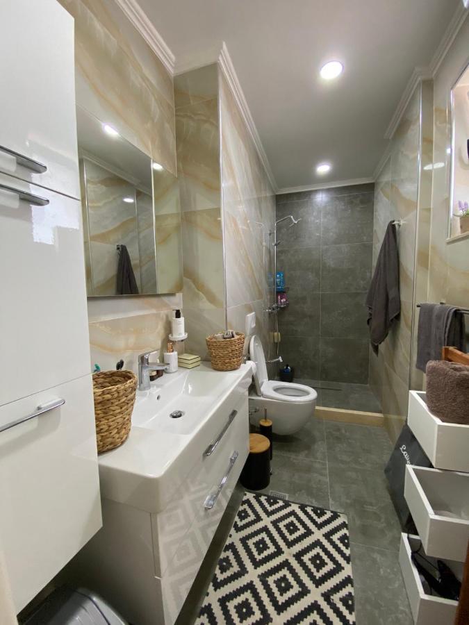 Qerret Boutique Studio Apartment Golem  Kültér fotó